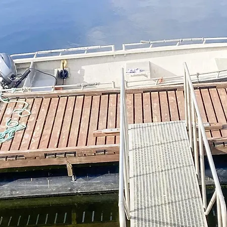 6 Person In Naustbukta-by Traum 度假居 *